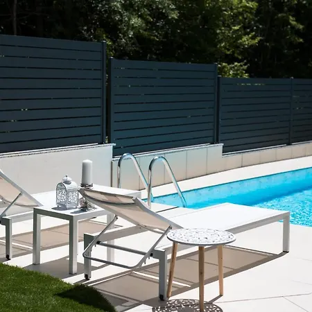 Lägenhet Luxury Royal Iris Njivice