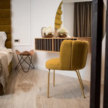 Luxury Royal Iris Апартаменты *