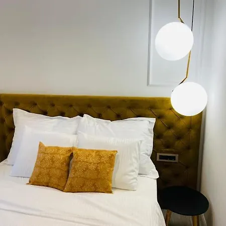 Luxury Royal Iris Апартаменты *
