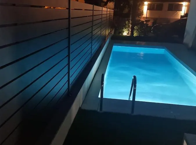 Luxury Royal Iris Apartment Njivice