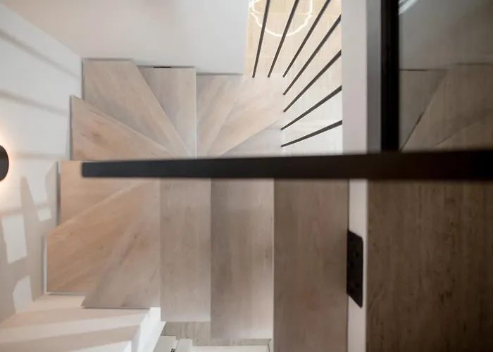 Luxury Royal Iris Apartment *