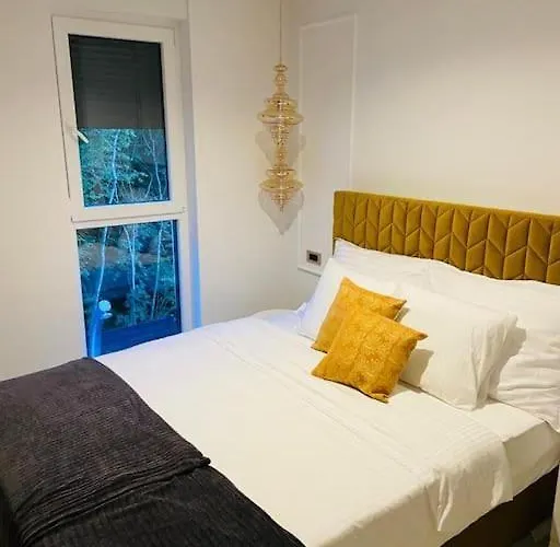 Luxury Royal Iris Njivice