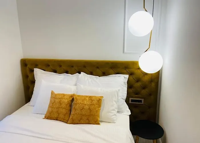 Luxury Royal Iris Apartment *
