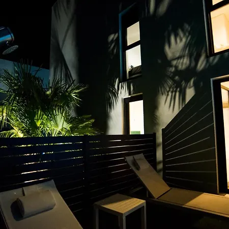 Luxury Royal Iris Apartman *